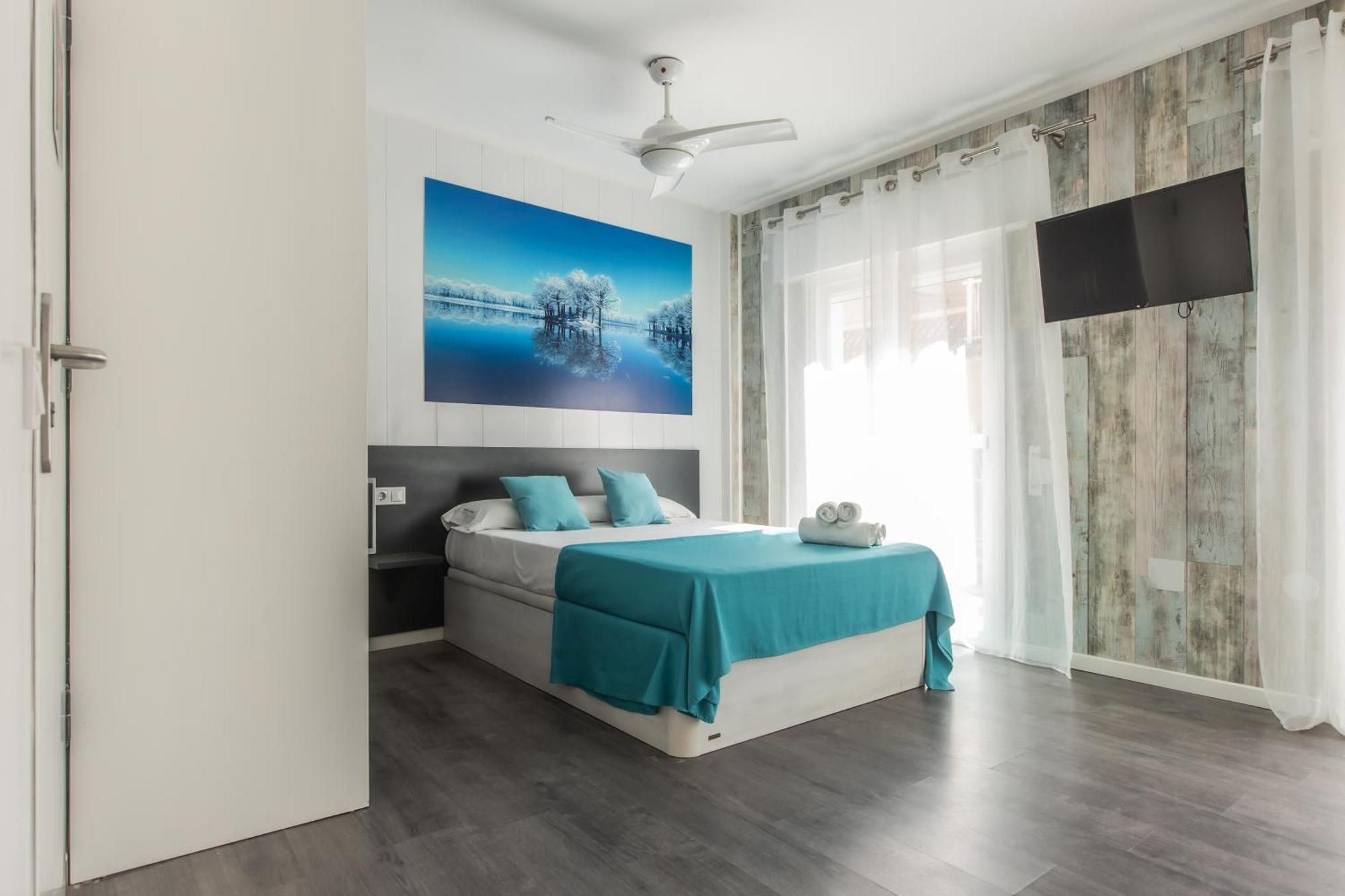 Sunsands Studio Con Balcones 2ºa Playa76 Carihuela Торремолинос Экстерьер фото